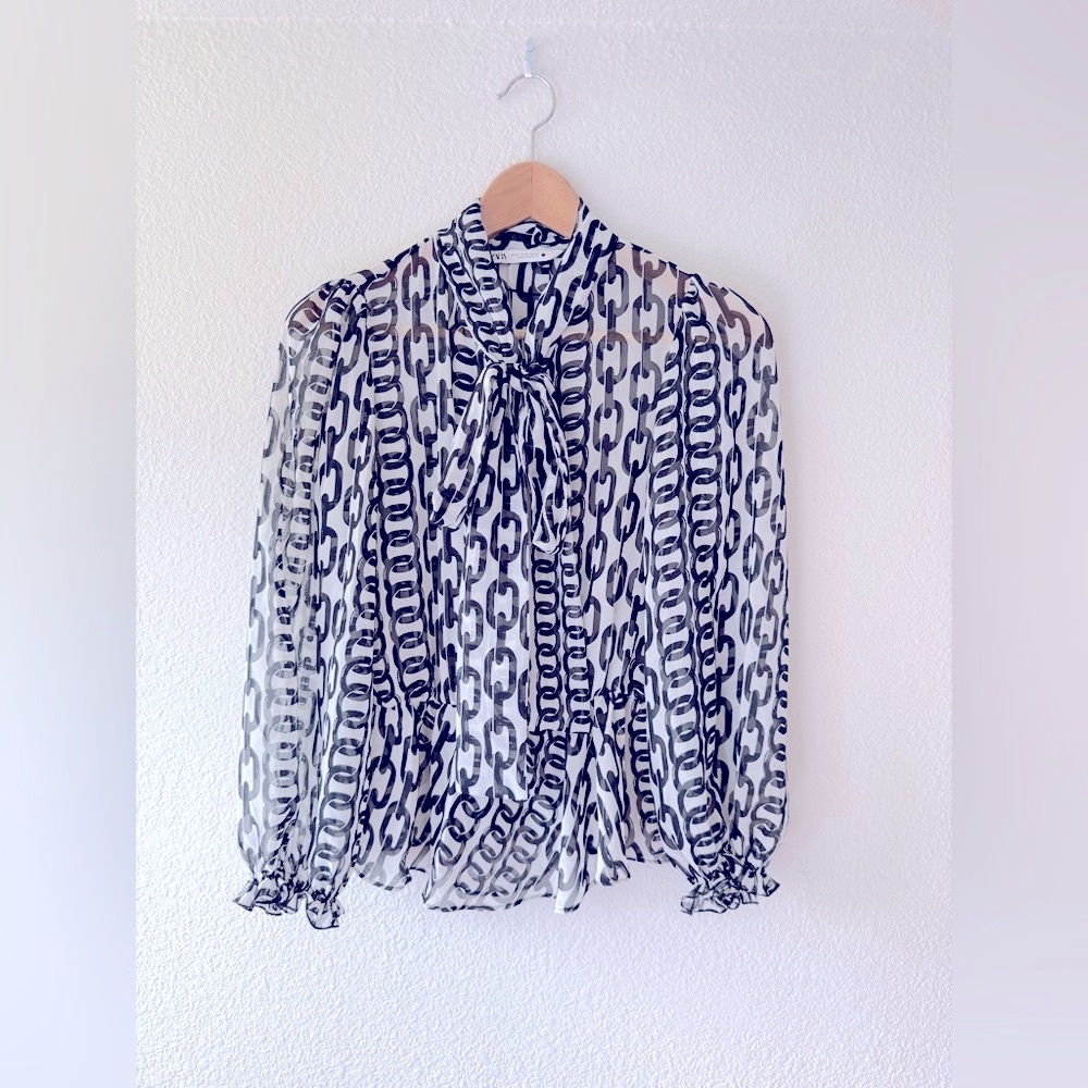 ZARA Chainlink Print Tie Neck Cinched Waist Chiffon Blouse